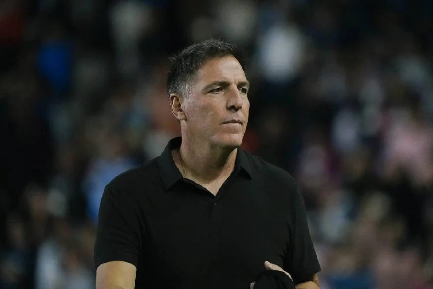 Técnico del León mexicano explota contra Gianni Infantino
