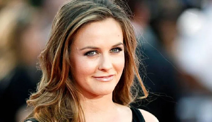 Alicia Silverstone volverá a interpretar a su personaje Cher en una secuela de "Clueless"