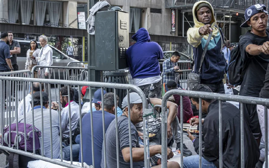 Nueva York recuerda a los inmigrantes que pueden acudir sin miedo a los hospitales