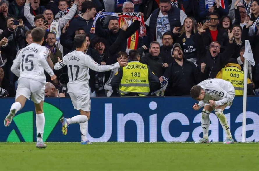 Fede Valverde rescata al Real Madrid en el 93 (1-0)