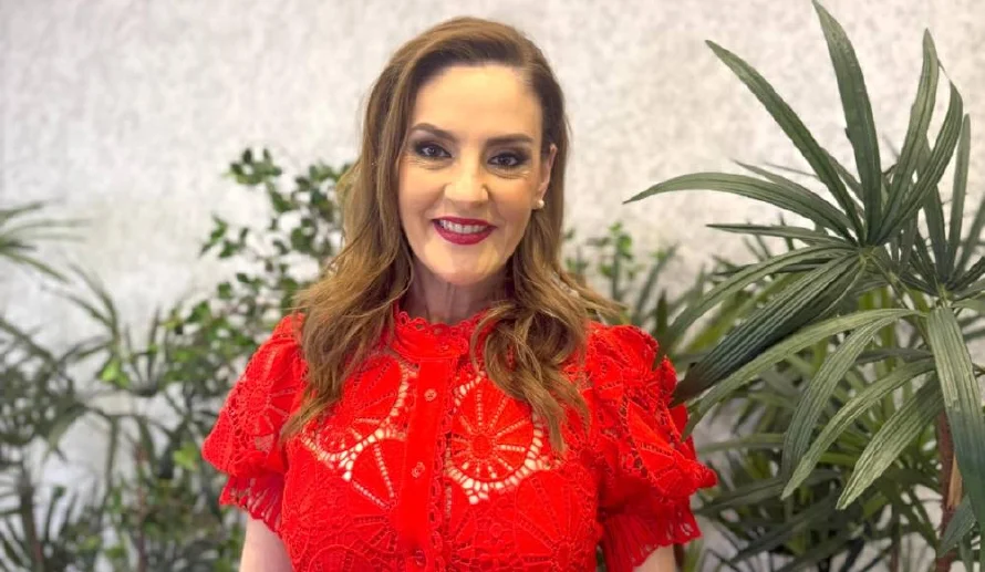 Chantal Andere deja atrás su fama de villana en la nueva versión de "Velvet"