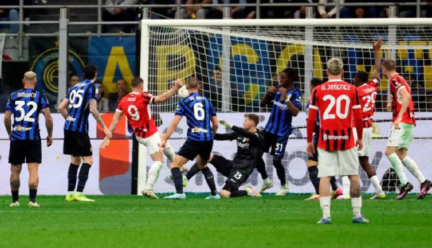 El Inter cae en el derbi de copa ante Milan y se queda sin opciones de triplete