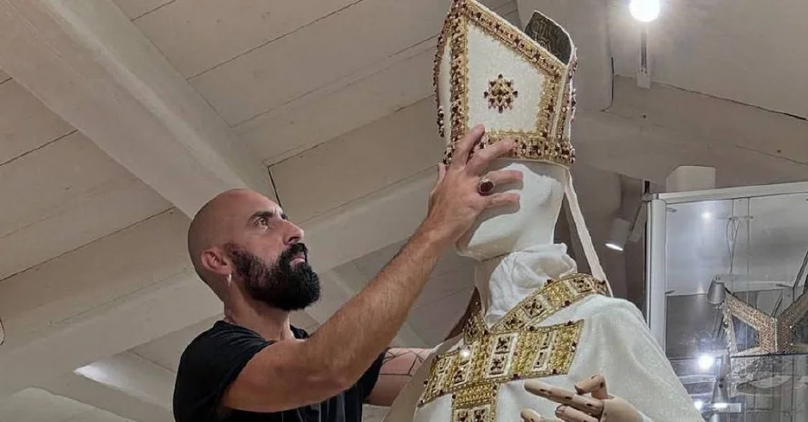 Filippo Sorcinelli: El multifacético sastre que vistió al papa Francisco