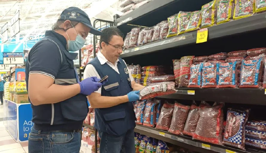 Defensoría advierte que no debe haber incremento de precios tras propuesta de aumento al salario mínimo