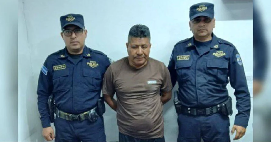 Acusan a hombre que mató a su pareja con un corvo en Cojutepeque