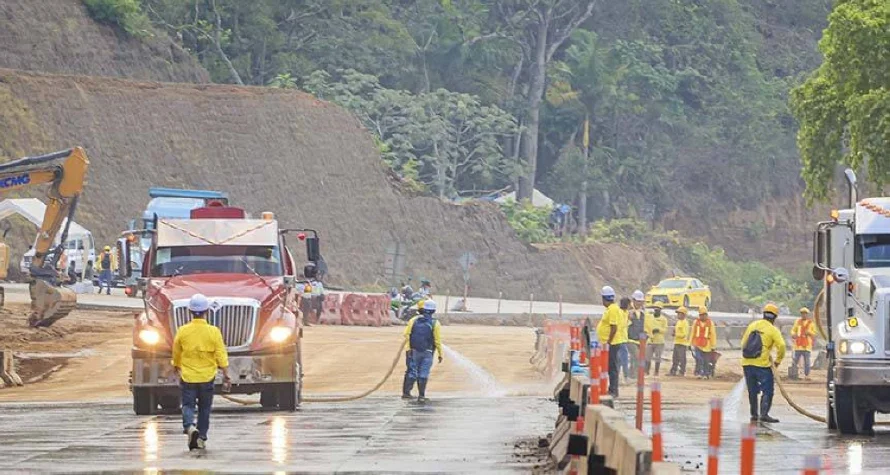 Alcaldesa de La Libertad Oeste habilita transporte entre Lourdes y Santa Tecla por cierre de Los Chorros