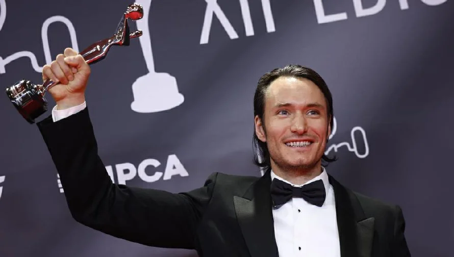 Aún estoy aquí" y "Cien años de soledad", triunfadoras de Premios Platino