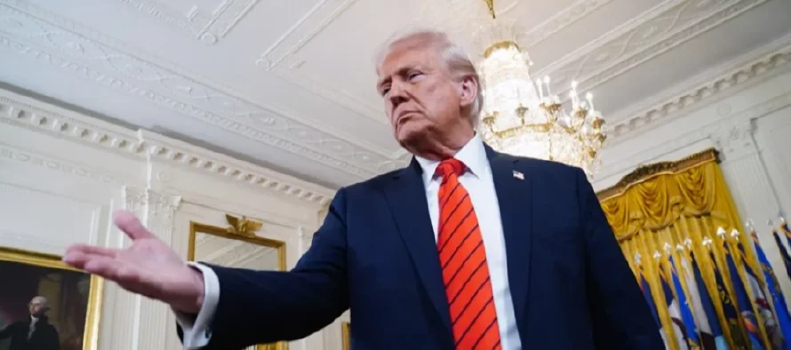 Primeros 100 días de Trump: su giro migratorio amenaza con crear una crisis constitucional