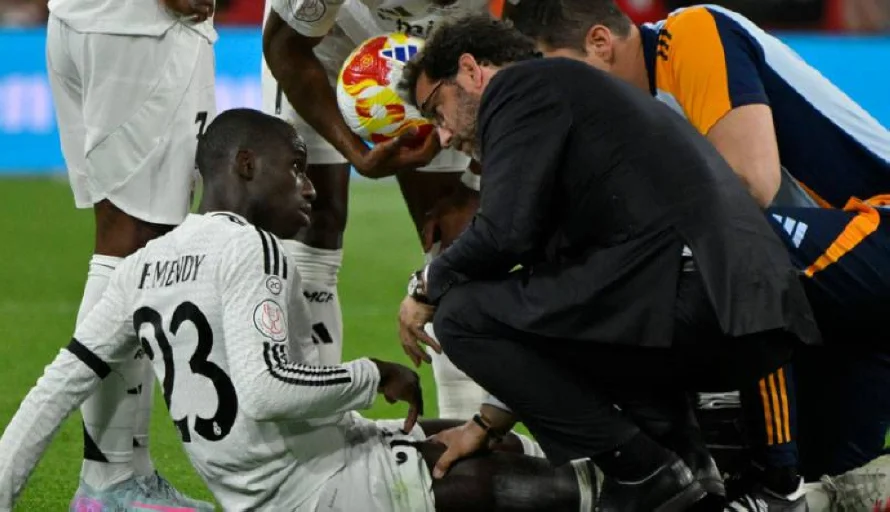 Ferland Mendy sufre una rotura en el cuádriceps y estará dos meses y medio de baja para el Real Madrid