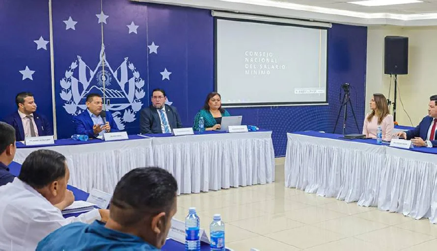 Consejo del Salario Mínimo inicia discusión para aprobar un aumento salarial