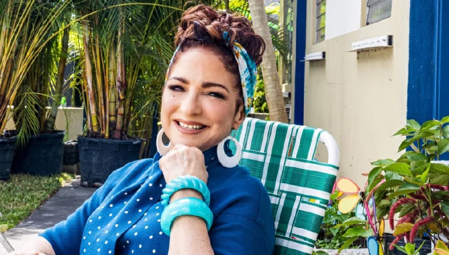 Gloria Estefan lanza "La vecina (No sé na)", tema de su primer álbum en 18 años