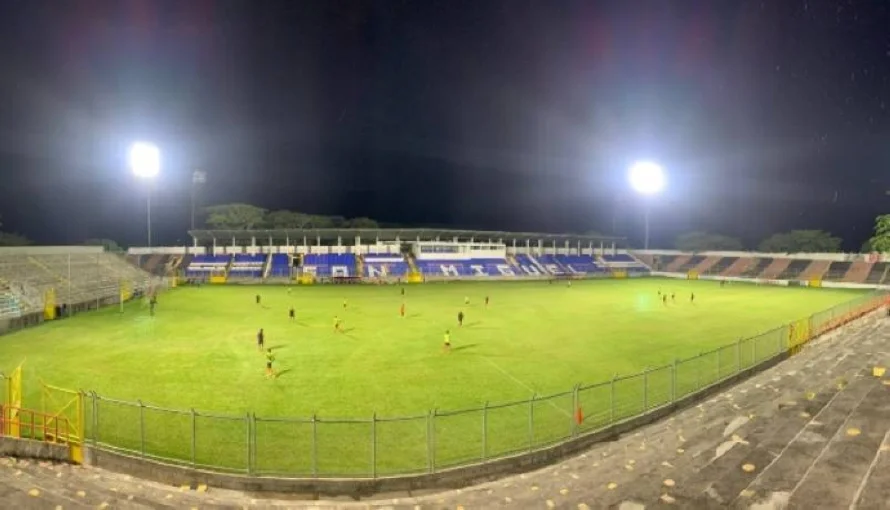 INDES dice que proyecta remodelar el Estadio Juan Francisco Barraza para competencias internacionales