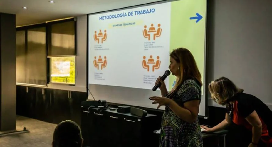 El Salvador y Brasil buscan cooperación en proyectos de agricultura, deportes y desarrollo local