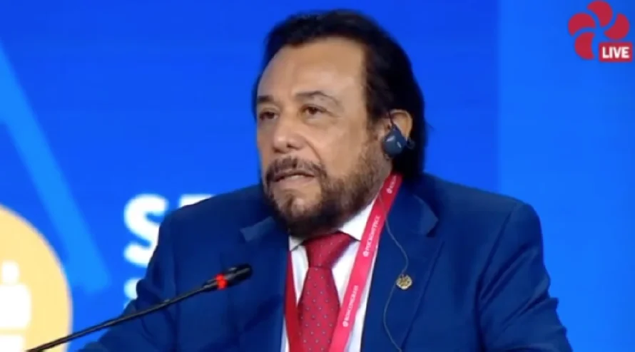 Félix Ulloa dice El Salvador ofrece "servicio de alojamiento penitenciario" y no ve problema de "derecho internacional"