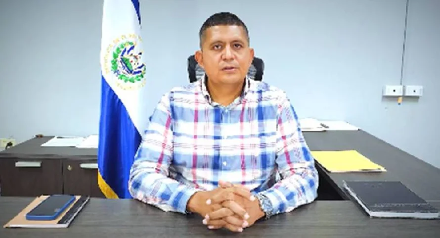 Renuncia director distrital de San Pedro Nonualco y denuncia concentración de poder en el concejo
