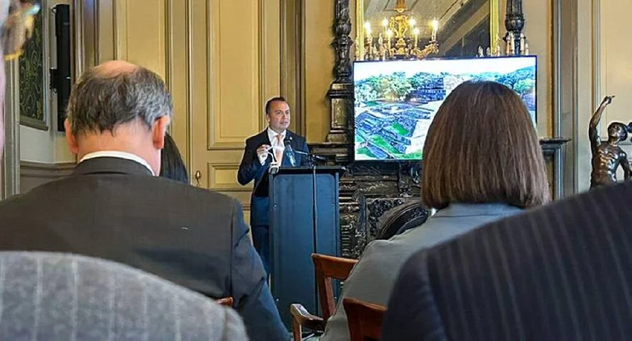 El Salvador presenta "nueva visión" de país para diplomáticos, empresarios y académicos en Países Bajos