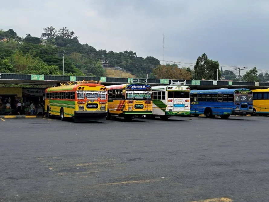Paso exclusivo, horario o cambio de ruta para el transporte público: tres propuestas de buseros al MOP ante apertura de Los Chorros