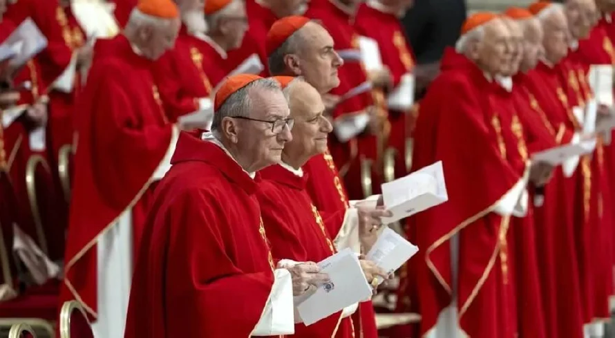 Parolin confirma que el Vaticano se ofrece como sede para la reunión entre Ucrania y Rusia