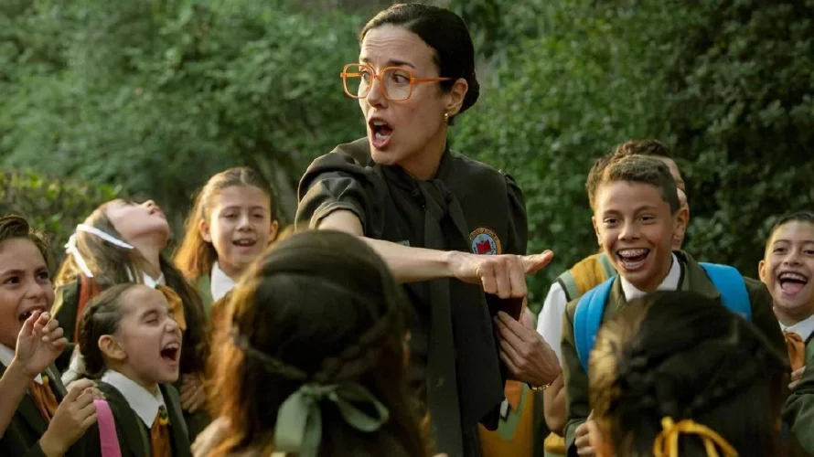 La serie mexicana "Serpientes y escaleras" llega a Netflix y otros estrenos