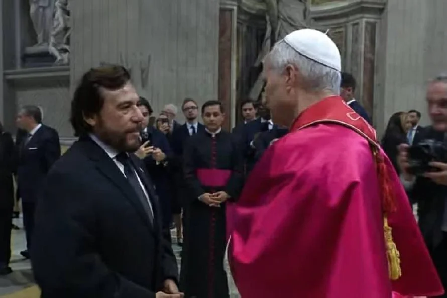 Ulloa le pidió al papa León XIV la canonización del padre Rutilio Grande y otros tres beatos