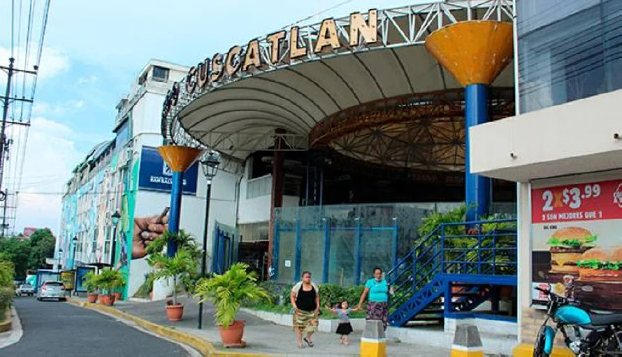 Ponen en alquiler "exmercado Cuscatlán" para instalaciones de call center