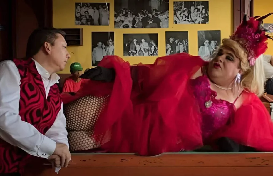 José Guerrero enciende "El Bolero de Cristal": una noche de cabaret en FITAL 2025