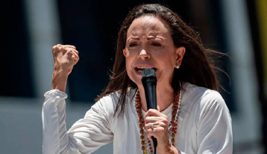 María Corina Machado pide a los venezolanos quedarse en sus casas el día de los comicios legislativos