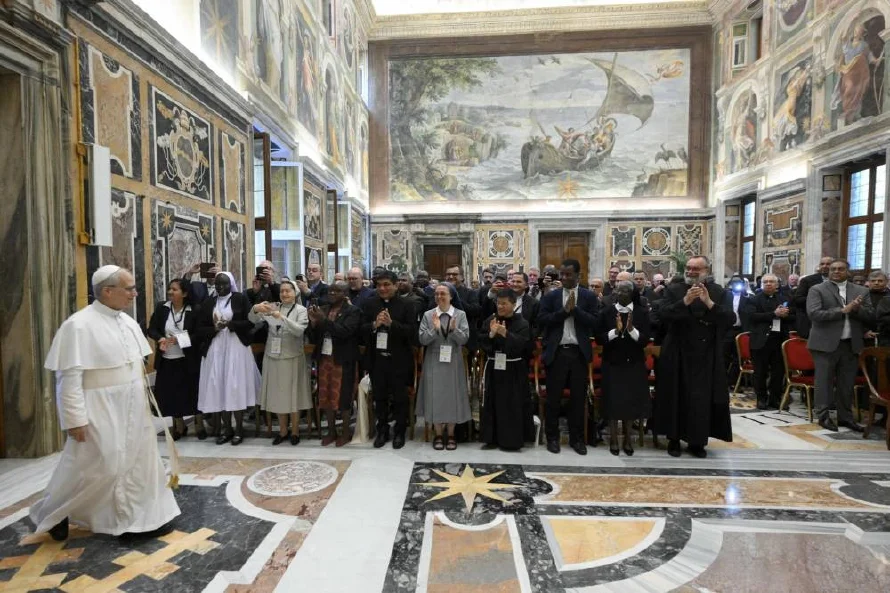 El papa firma sus primeros decretos hacia beatificación de misioneros español y colombiana