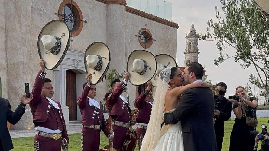 Hija de Eduardo Capetillo y Biby Gaytán se casó frente a la Virgen de Guadalupe