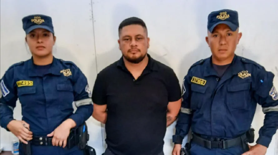 Arrestan a conductor con 506 grados de alcohol acusado de atropellar a motociclista en La Paz