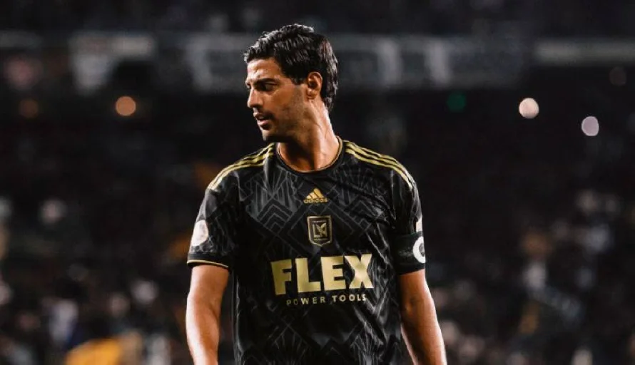 Carlos Vela se retira del fútbol