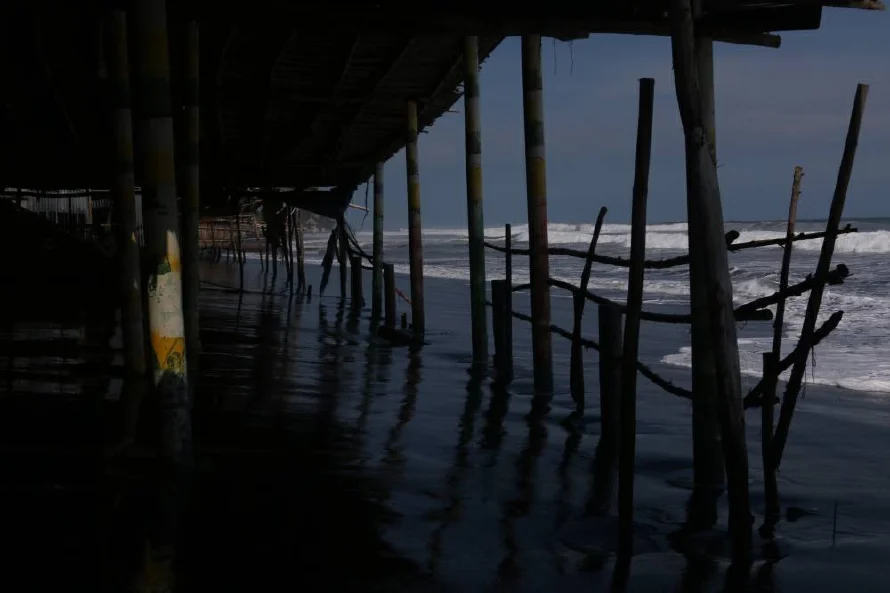 Mar de fondo y mareas muertas afectarán a la costa salvadoreña desde el domingo
