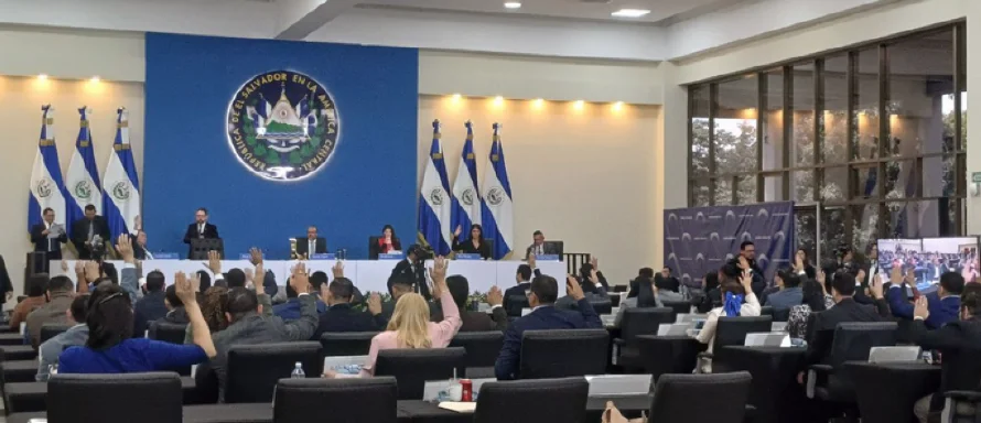 Asamblea aprueba 39a. prórroga del régimen de excepción, que acumula 86,400 detenidos