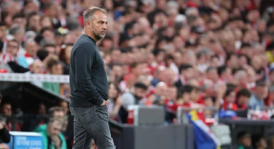 Hansi Flick, elegido mejor entrenador de la temporada en la liga española