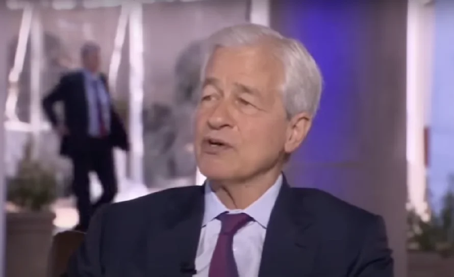 Director ejecutivo de JPMorgan alerta de que la deuda de EE.UU. hará tambalear los bonos