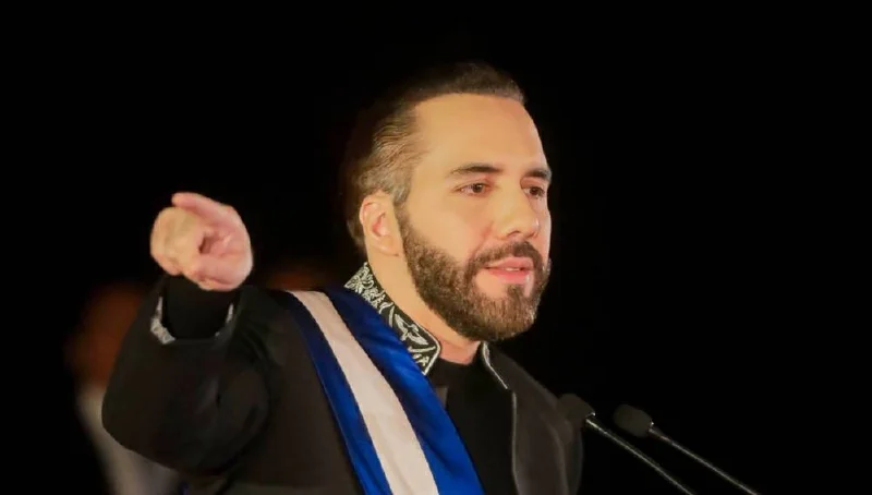Las frases de Bukele en su primer discurso del segundo mandato