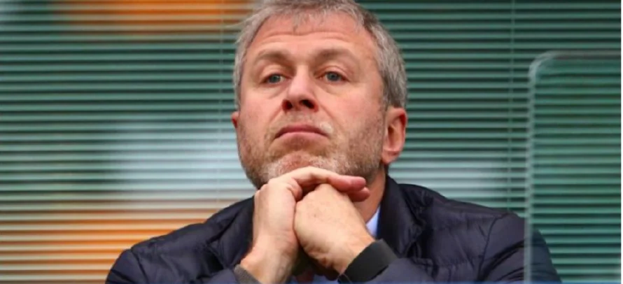 Londres amenaza con demandar a Abramovich sobre la venta del club Chelsea