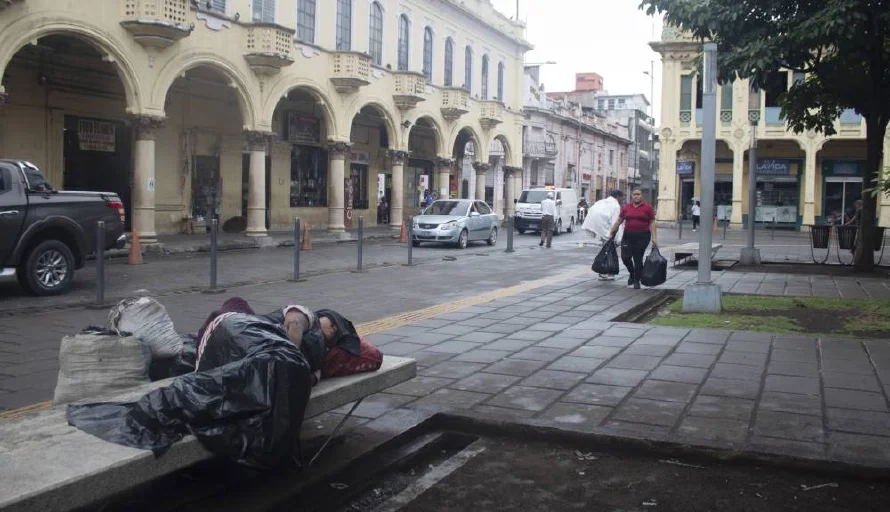Lluvias y tormentas persistirán por onda tropical y zona de convergencia