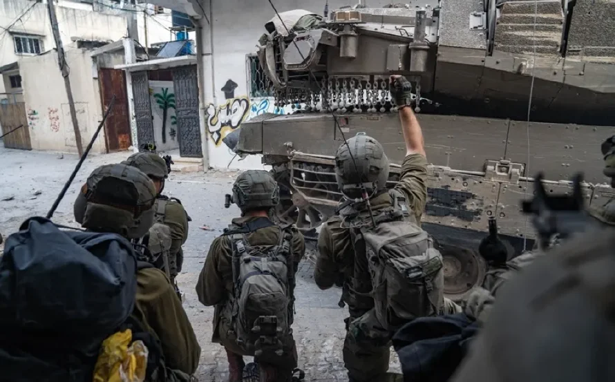 Israel mata a cerca de 100 gazatíes y hiere a más de 400 en un solo día
