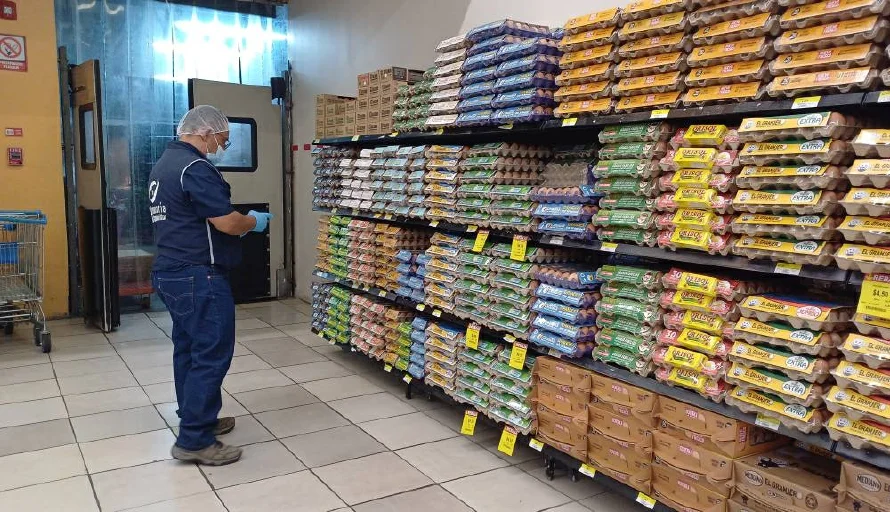 Defensoría solicita a 33 empresas información ante alzas en el precio de sus productos