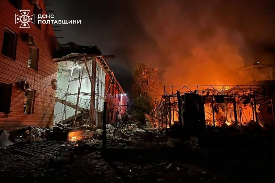 Ataque ruso a gran escala deja tres muertos y 20 heridos en la capital ucraniana