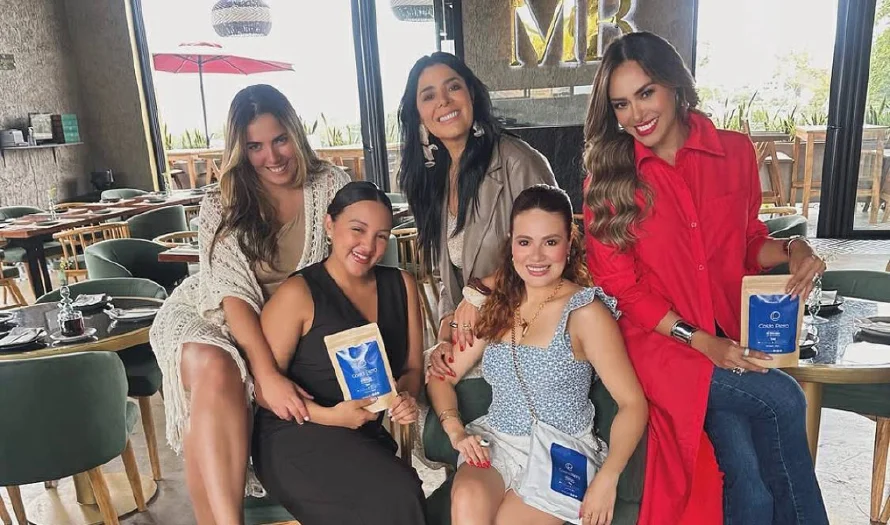 ¡Compartimos un desayuno y cotilleo con las influencers salvadoreñas!