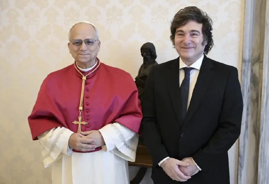 León XIV y Milei abordan la cohesión social y el viaje a Argentina del pontífice
