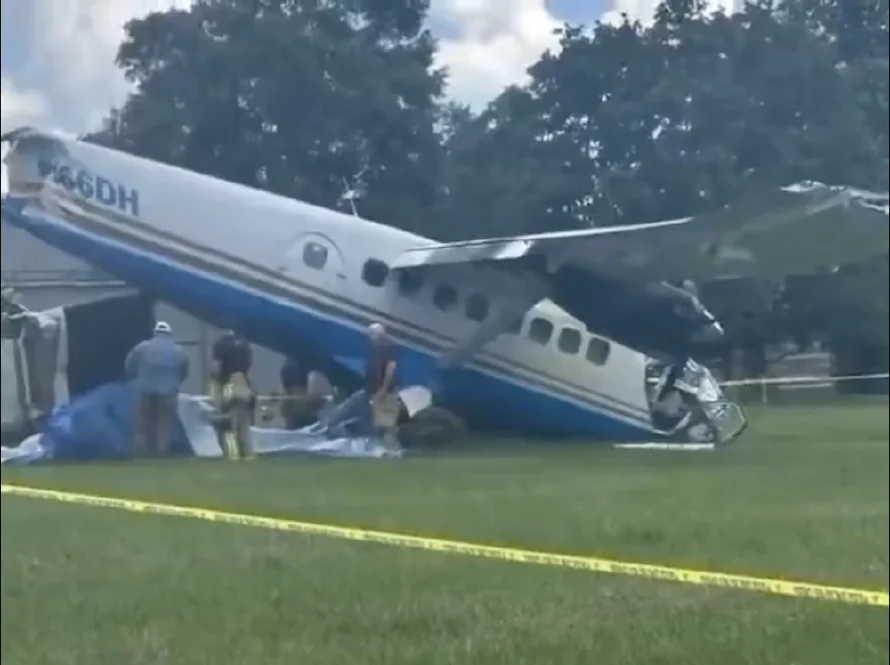 Una aeronave con hasta 20 personas a bordo se estrella en Tennessee