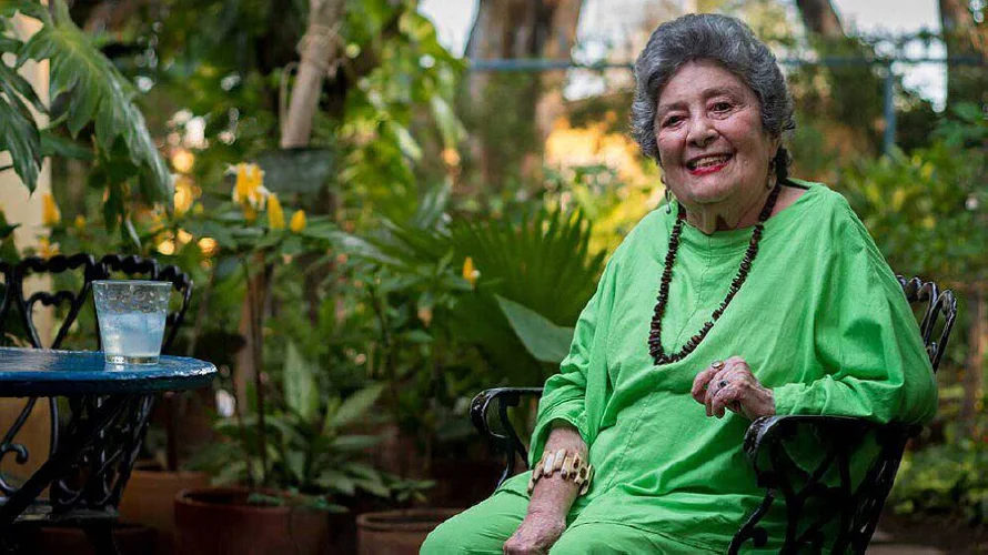 Un adiós poético: Conversatorio sobre Claribel Alegría pone cierre a su centenario