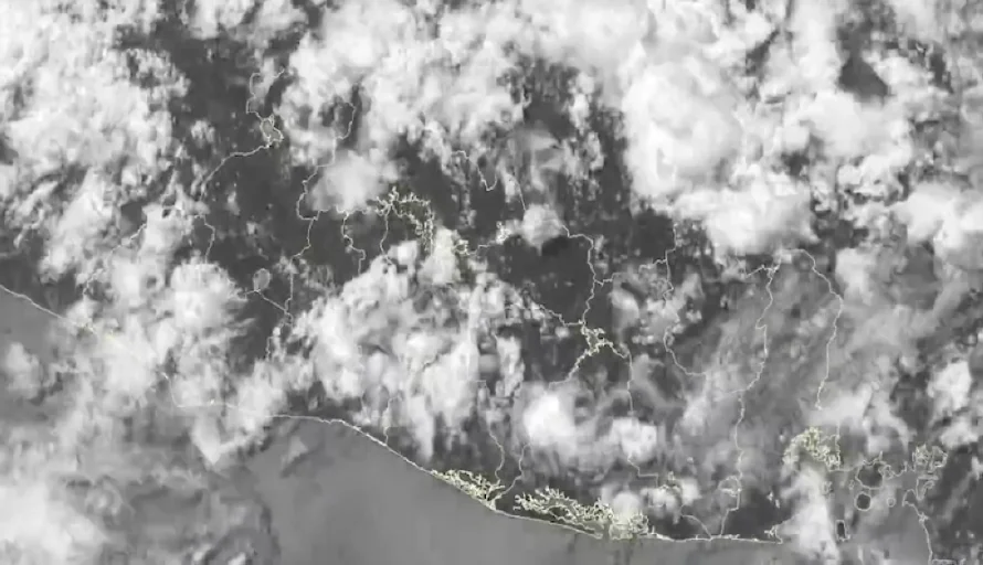 Lluvias y tormentas afectarán este martes varias zonas del país