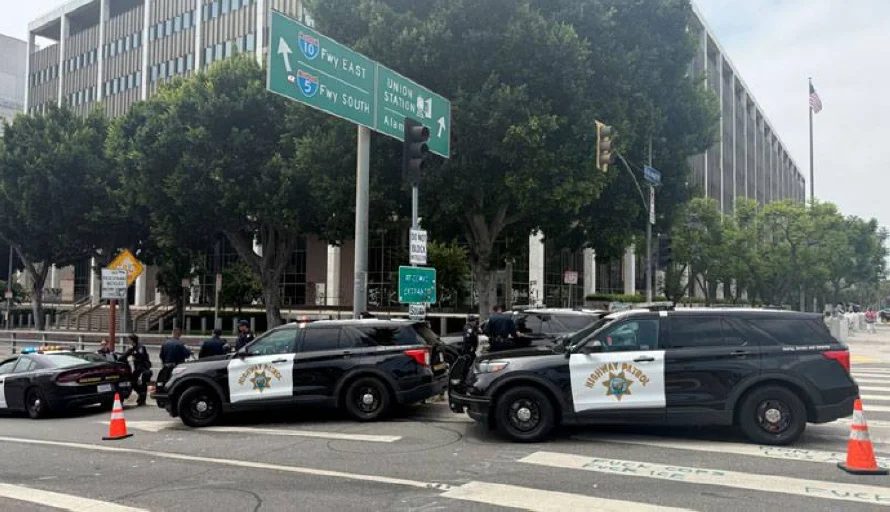 Cuatro claves de las masivas protestas contra las redadas migratorias de Los Ángeles