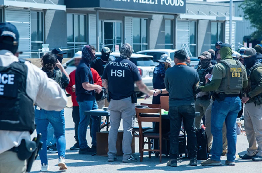 Redadas migratorias generan temor en comunidad latina del Este de Los Ángeles