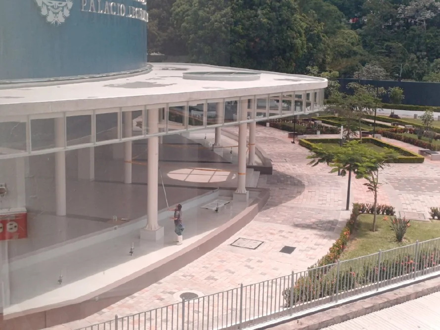 Aún no entregan remodelación de Salón Azul en Asamblea Legislativa