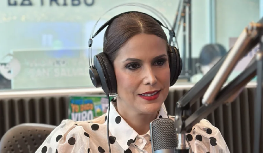 Embajadora Milena Mayorga divulga números a salvadoreños en EEUU para "protección y apoyo consular"